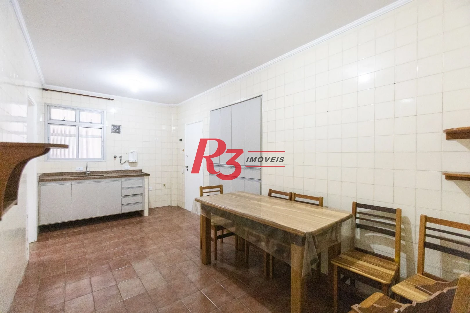 Apartamento com 3 dormitórios à venda, 130 m² por R$ 1.300.000,00 - Gonzaga - Santos/SP