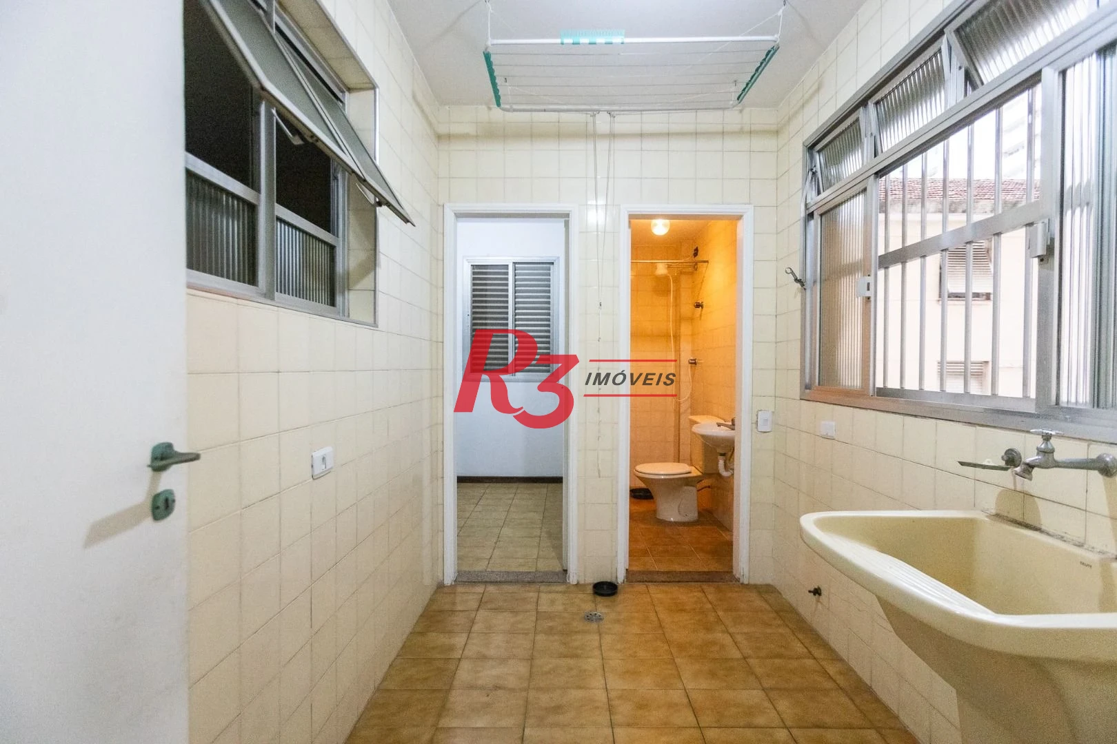 Apartamento com 3 dormitórios à venda, 130 m² por R$ 1.300.000,00 - Gonzaga - Santos/SP
