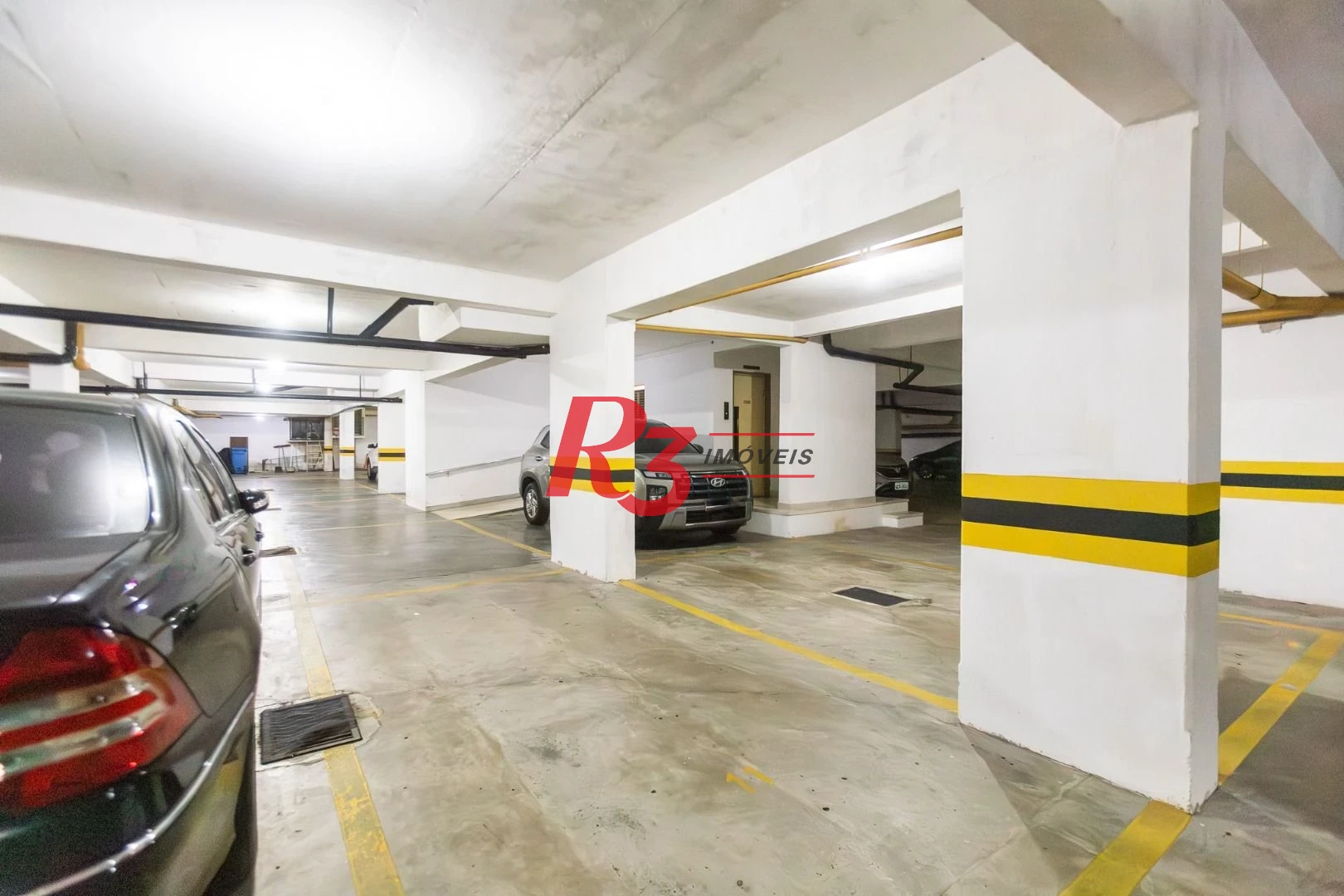 Apartamento com 3 dormitórios à venda, 130 m² por R$ 1.300.000,00 - Gonzaga - Santos/SP
