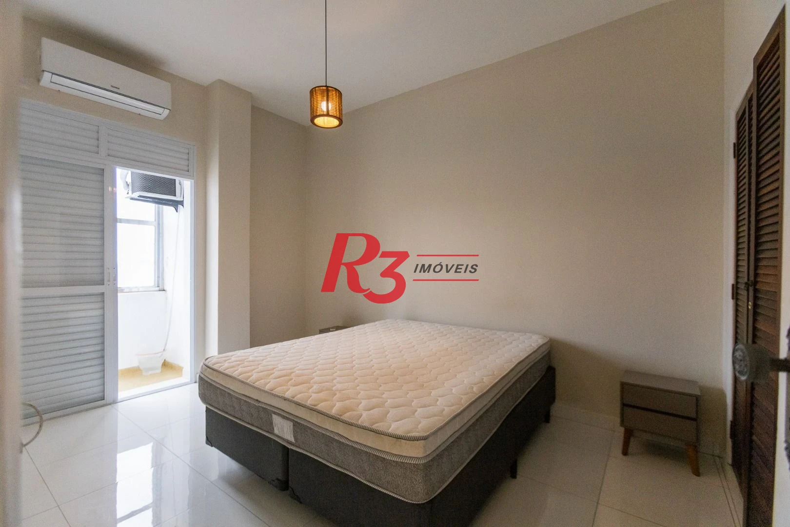 Apartamento com 2 dormitórios para alugar, 74 m² por R$ 5.218,00/mês - Ponta da Praia - Santos/SP