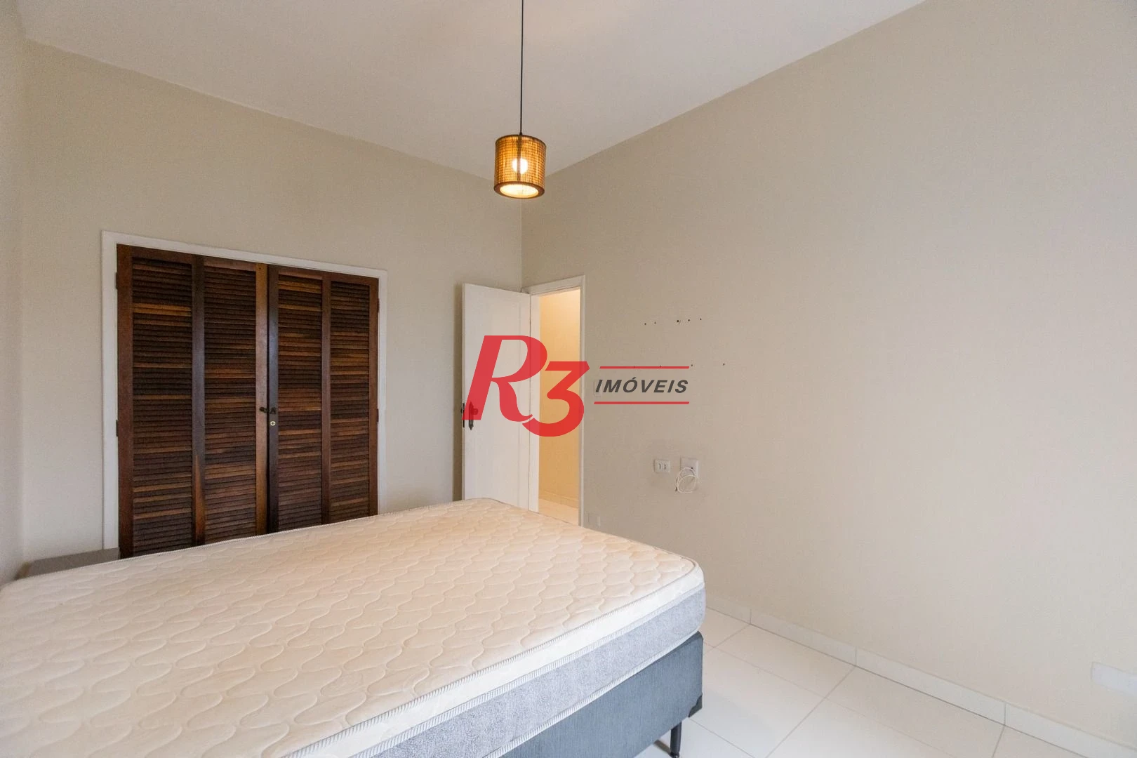 Apartamento com 2 dormitórios para alugar, 74 m² por R$ 5.218,00/mês - Ponta da Praia - Santos/SP