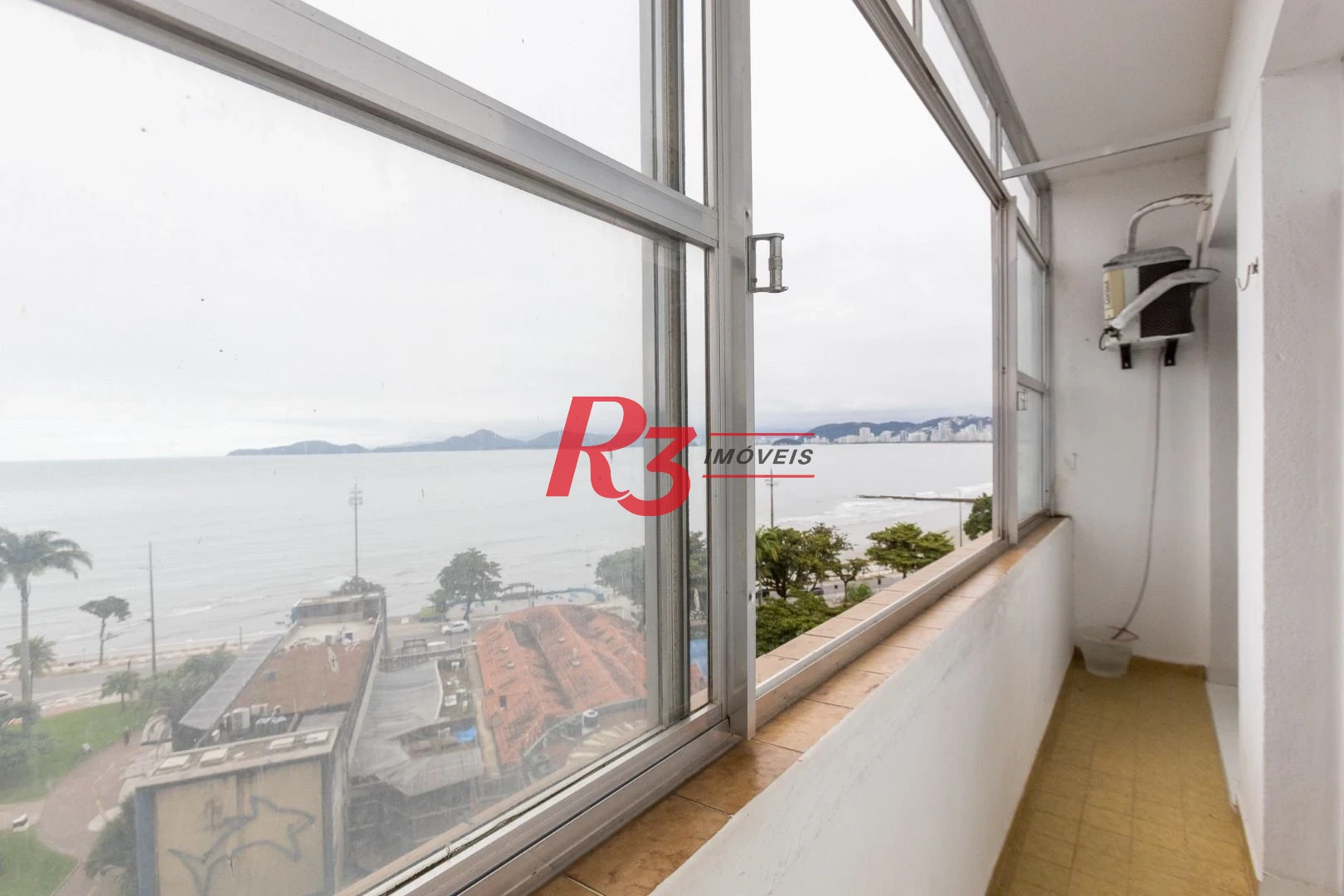 Apartamento com 2 dormitórios para alugar, 74 m² por R$ 5.218,00/mês - Ponta da Praia - Santos/SP
