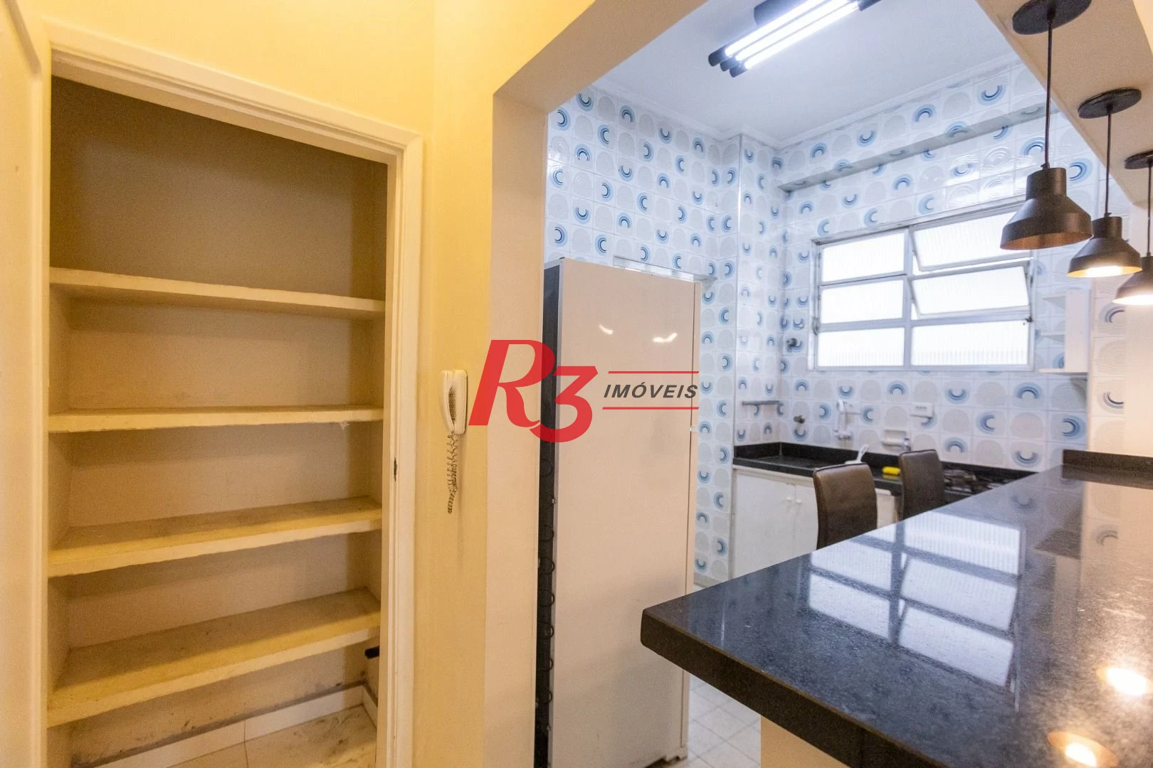 Apartamento com 2 dormitórios para alugar, 74 m² por R$ 5.218,00/mês - Ponta da Praia - Santos/SP