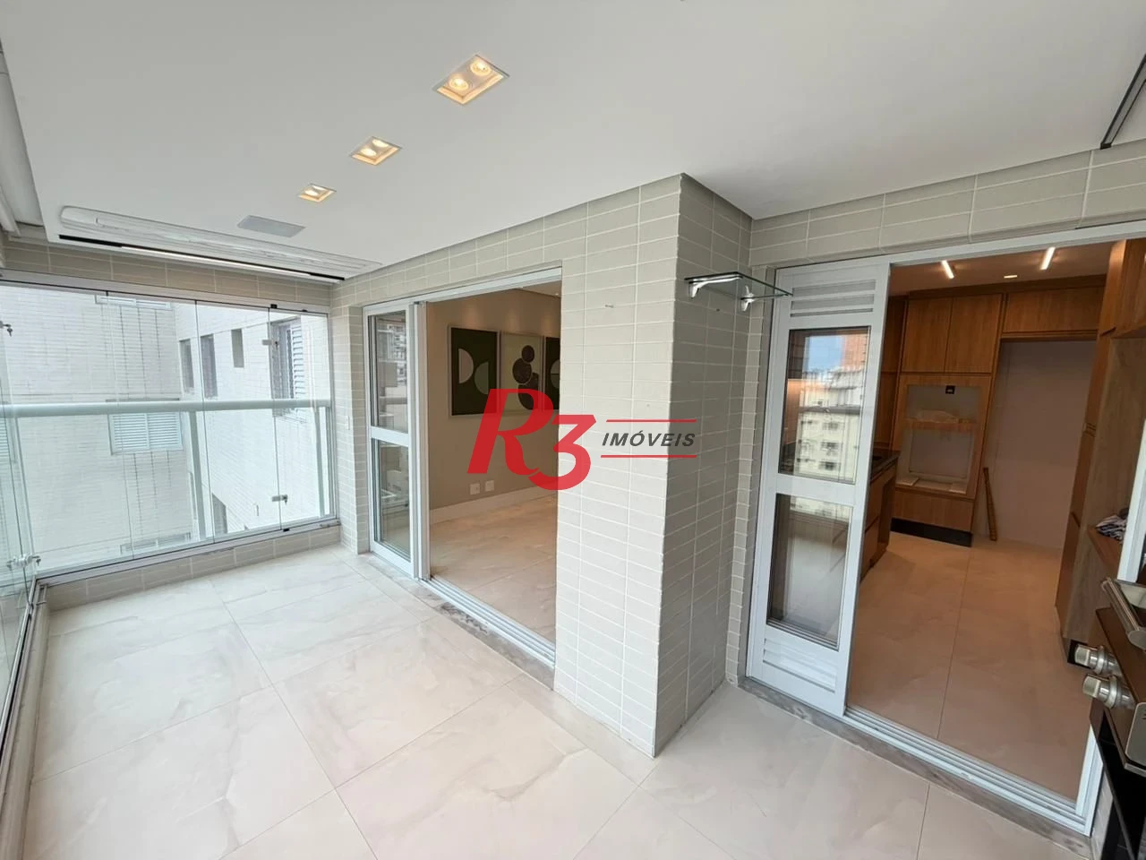Apartamento com 3 dormitórios à venda, 100 m² por R$ 1.998.000,00 - Gonzaga - Santos/SP