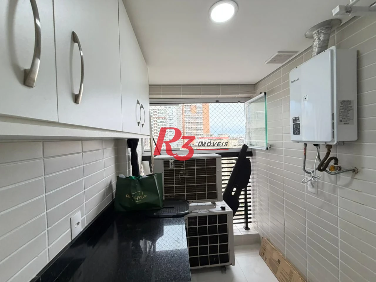 Apartamento com 3 dormitórios à venda, 100 m² por R$ 1.998.000,00 - Gonzaga - Santos/SP