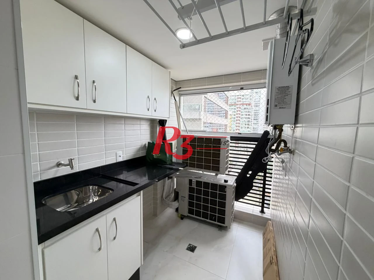 Apartamento com 3 dormitórios à venda, 100 m² por R$ 1.998.000,00 - Gonzaga - Santos/SP