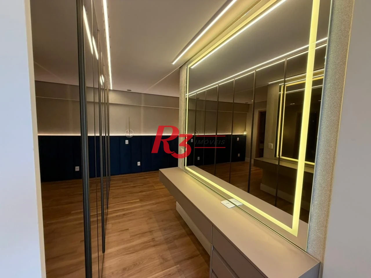 Apartamento com 3 dormitórios à venda, 100 m² por R$ 1.998.000,00 - Gonzaga - Santos/SP
