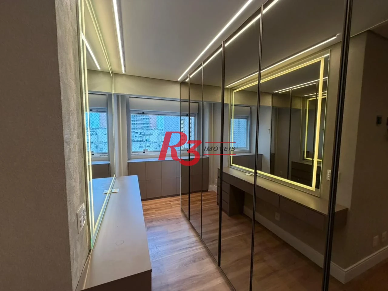 Apartamento com 3 dormitórios à venda, 100 m² por R$ 1.998.000,00 - Gonzaga - Santos/SP