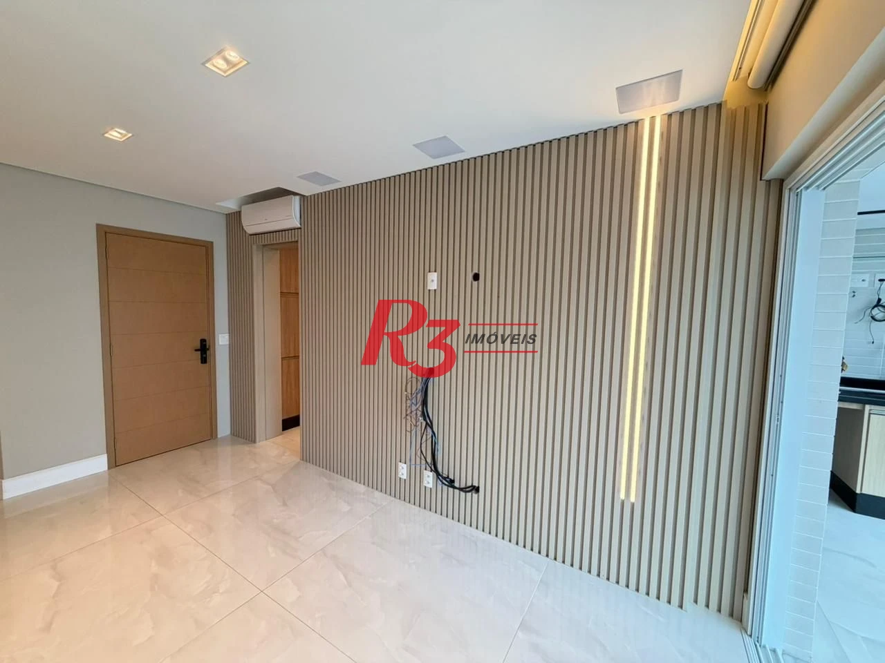 Apartamento com 3 dormitórios à venda, 100 m² por R$ 1.998.000,00 - Gonzaga - Santos/SP