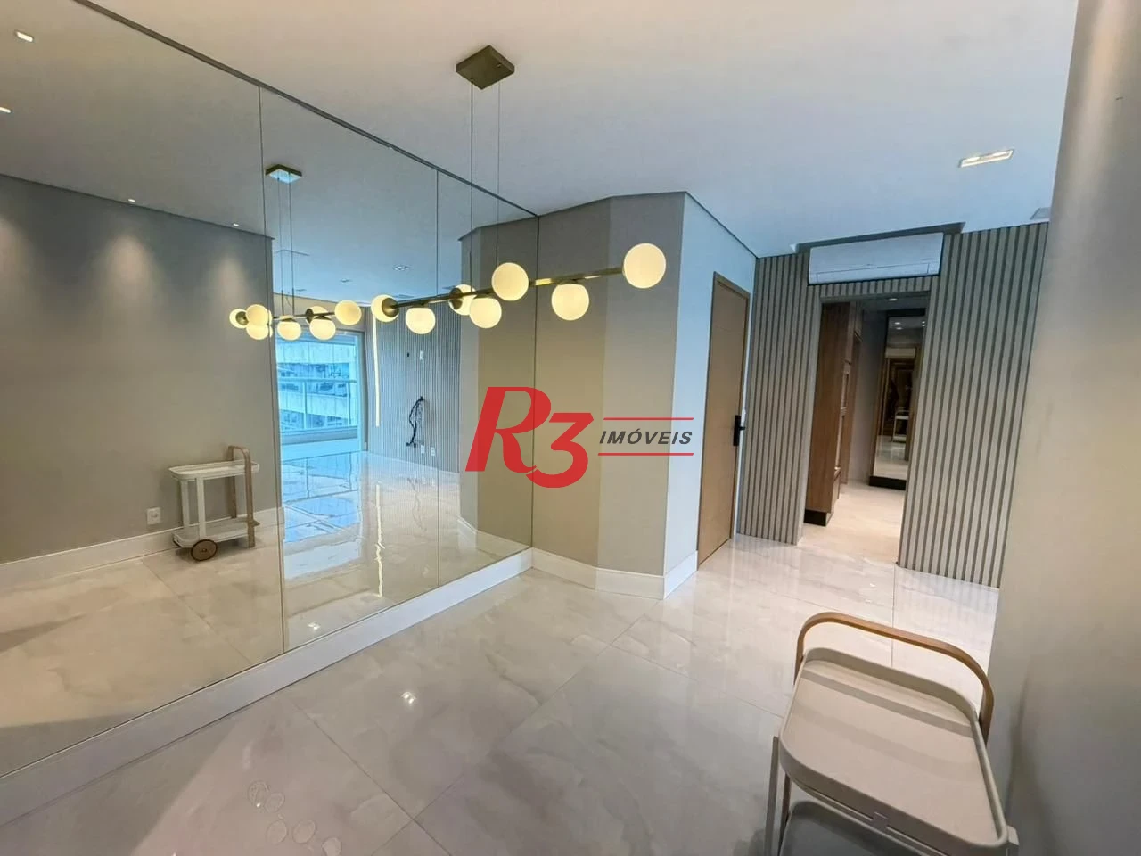 Apartamento com 3 dormitórios à venda, 100 m² por R$ 1.998.000,00 - Gonzaga - Santos/SP