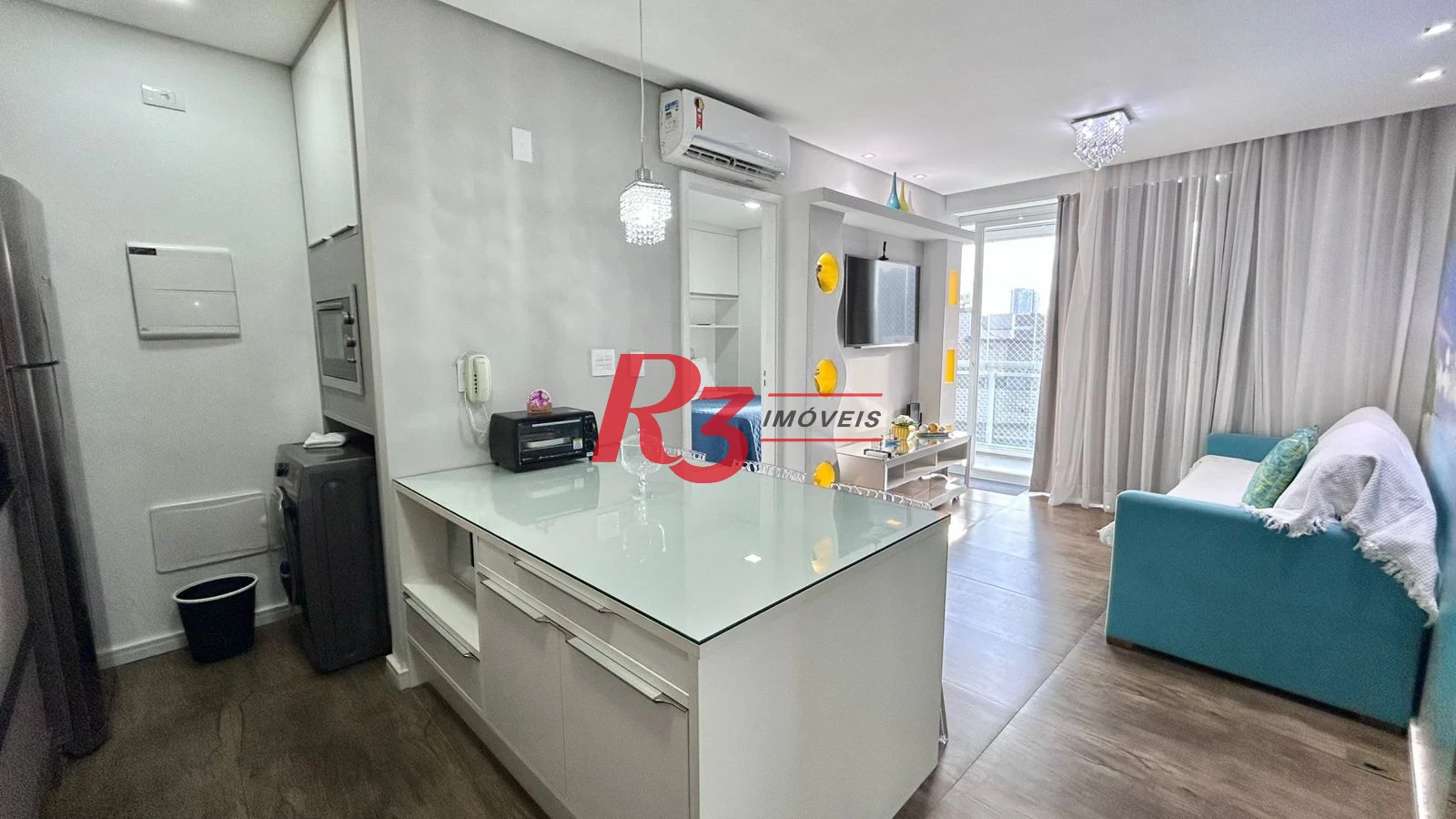 Apartamento com 1 dormitório para alugar, 50 m² por R$ 6.500,00/mês - Pompéia - Santos/SP