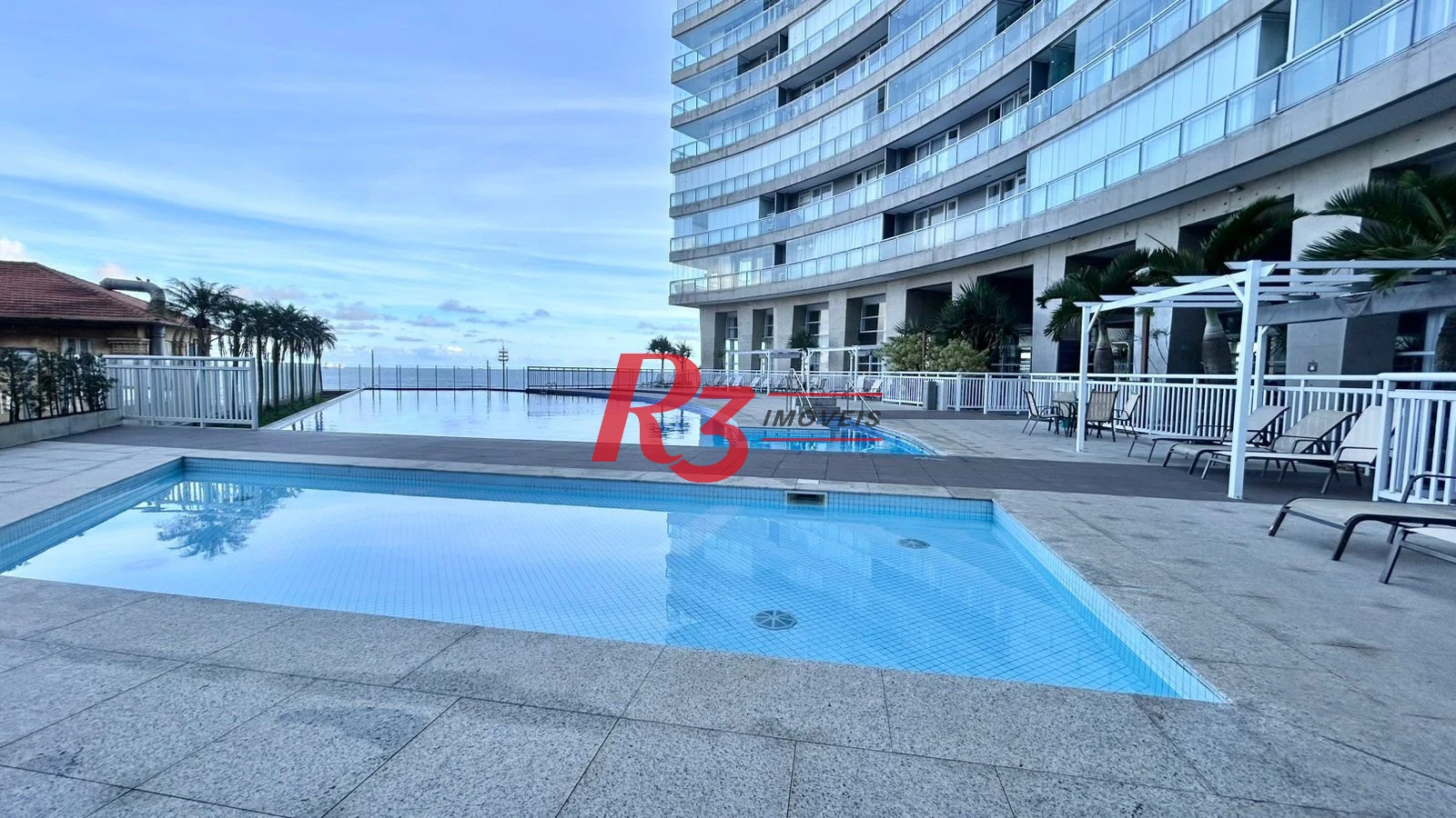 Apartamento com 1 dormitório para alugar, 50 m² por R$ 6.500,00/mês - Pompéia - Santos/SP