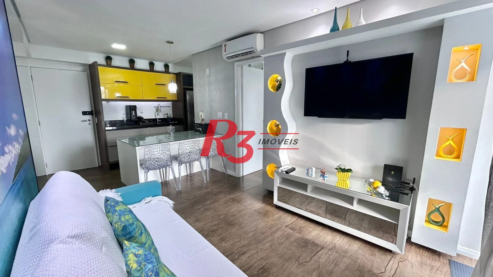 Apartamento com 1 dormitório para alugar, 50 m² por R$ 6.500,00/mês - Pompéia - Santos/SP