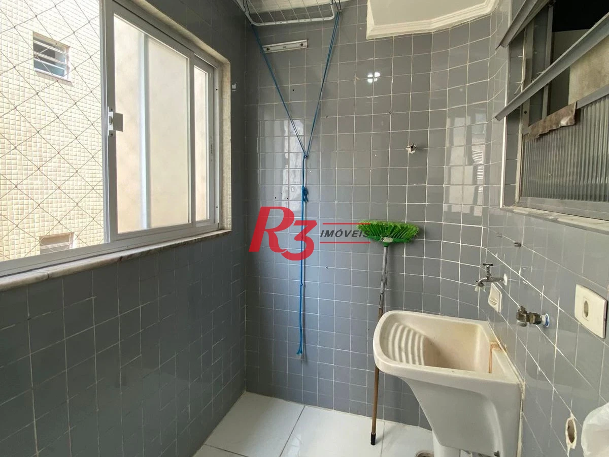 Apartamento com 2 dormitórios à venda, 63 m² por R$ 385.000,00 - Aparecida - Santos/SP