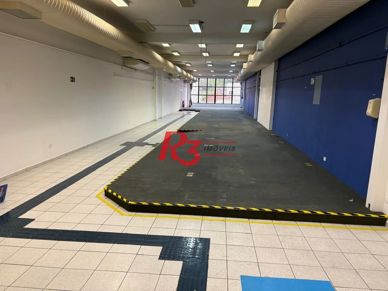 Prédio para alugar, 1100 m² por R$ 32.000,00/mês - Centro - Santos/SP