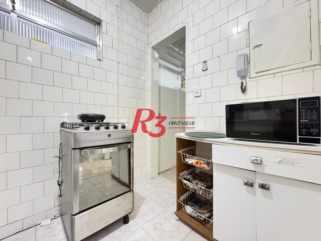 Apartamento com 1 dormitório para alugar, 67 m² por R$ 3.200,02/mês - Boqueirão - Santos/SP