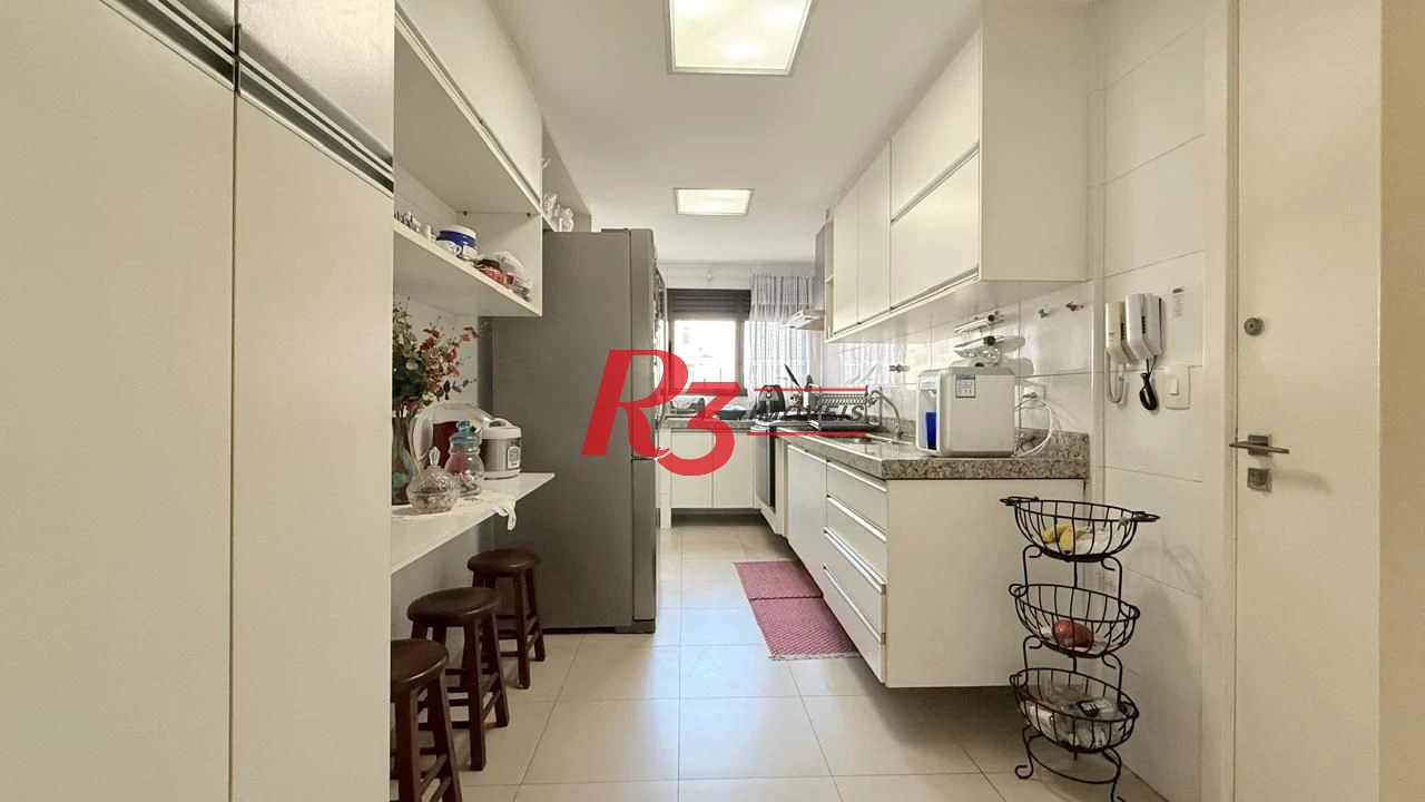 Apartamento com 3 dormitórios à venda, 138 m² por R$ 1.680.000,00 - Gonzaga - Santos/SP