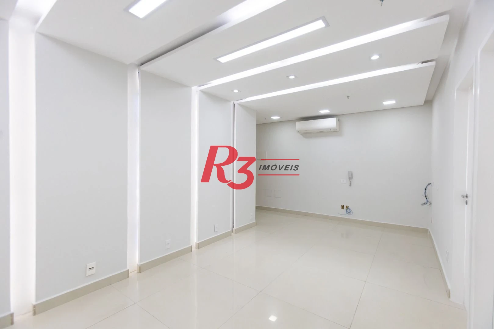 Sala para alugar, 44 m² por R$ 5.000,00/mês - Encruzilhada - Santos/SP