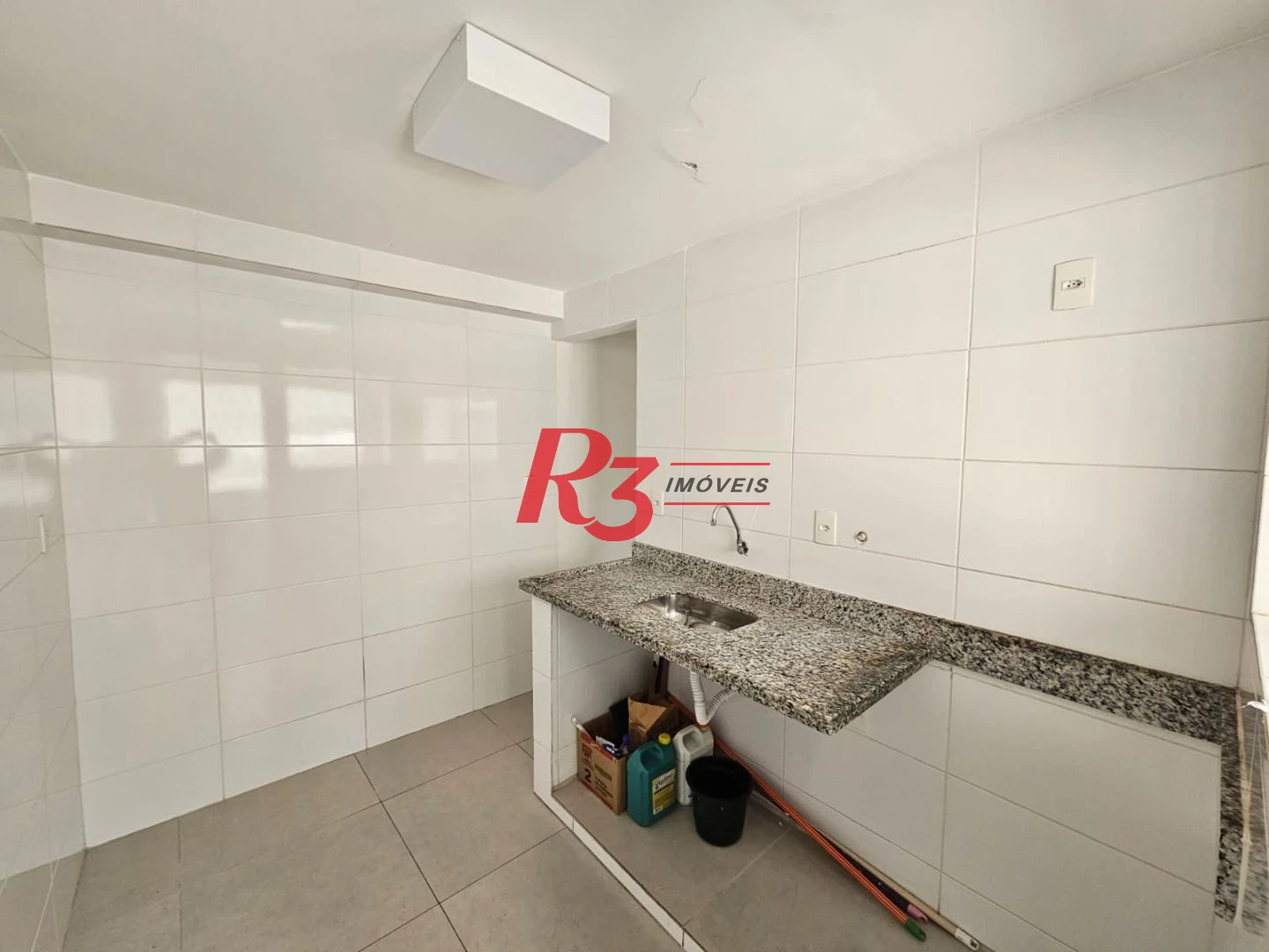 Apartamento com 1 dormitório à venda, 48 m² por R$ 420.000,00 - Gonzaga - Santos/SP
