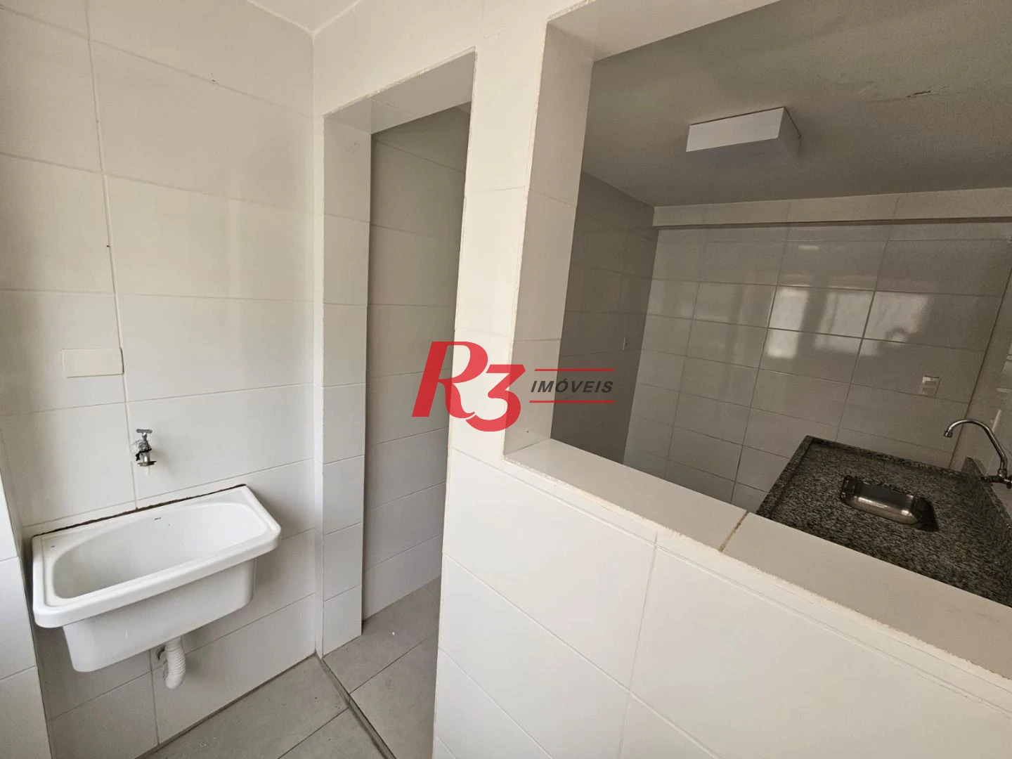 Apartamento com 1 dormitório à venda, 48 m² por R$ 420.000,00 - Gonzaga - Santos/SP