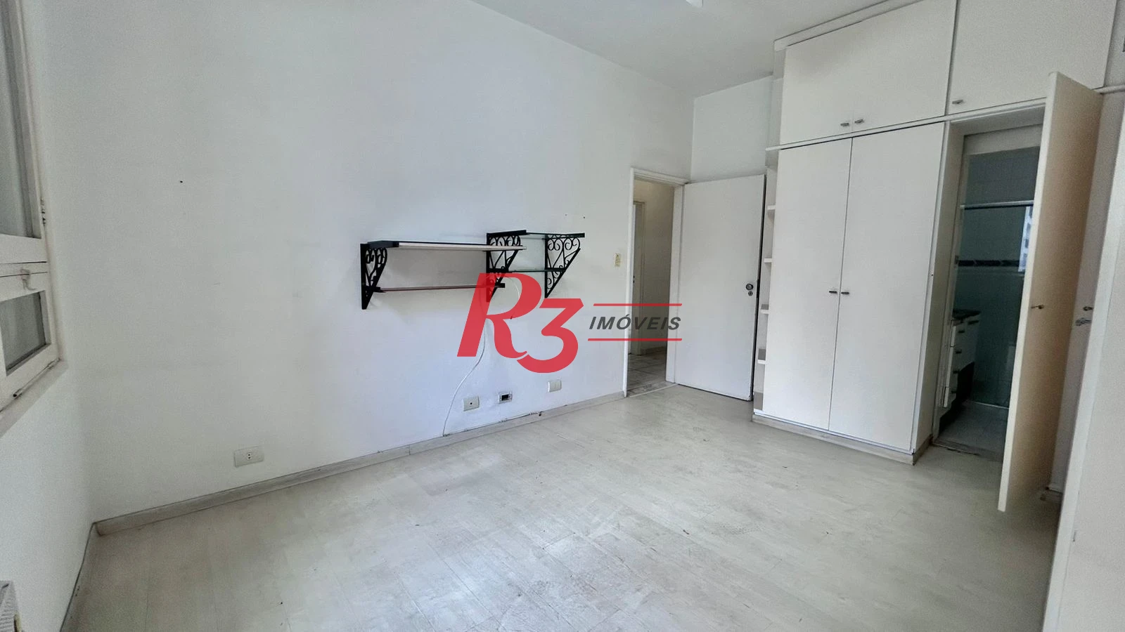 Apartamento com 3 dormitórios à venda, 152 m² por R$ 710.000,00 - Itararé - São Vicente/SP