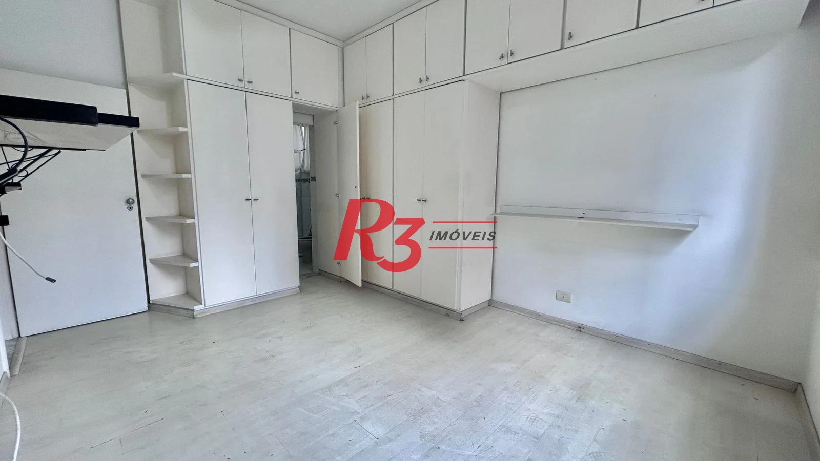Apartamento com 3 dormitórios à venda, 152 m² por R$ 710.000,00 - Itararé - São Vicente/SP