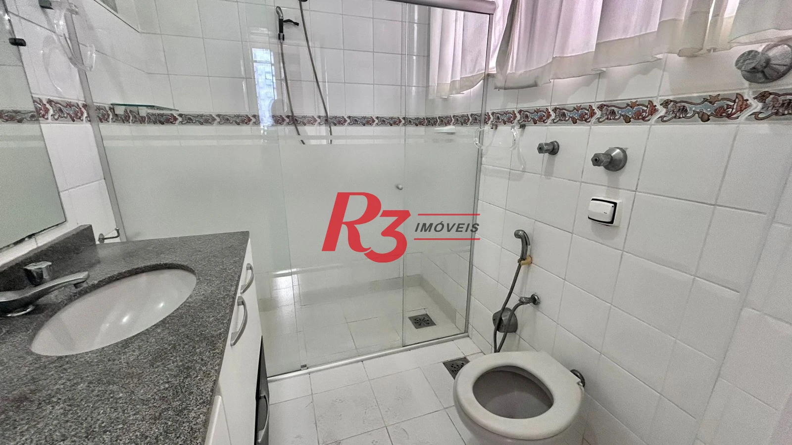 Apartamento com 3 dormitórios à venda, 152 m² por R$ 710.000,00 - Itararé - São Vicente/SP