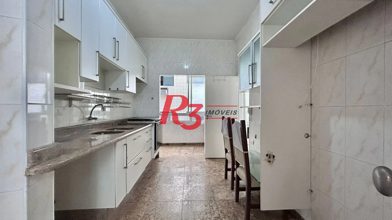 Apartamento com 3 dormitórios à venda, 152 m² por R$ 710.000,00 - Itararé - São Vicente/SP