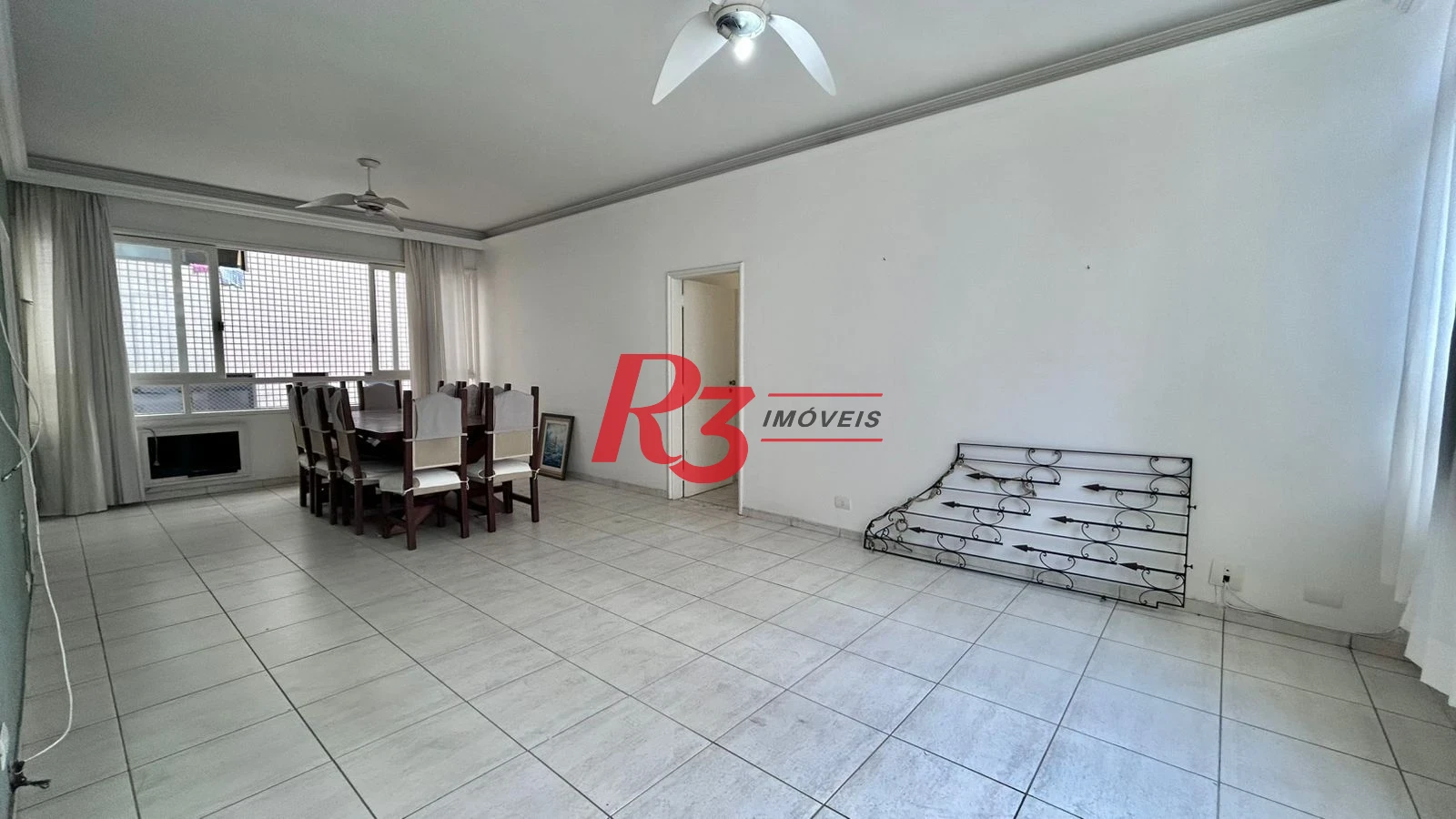 Apartamento com 3 dormitórios à venda, 152 m² por R$ 710.000,00 - Itararé - São Vicente/SP