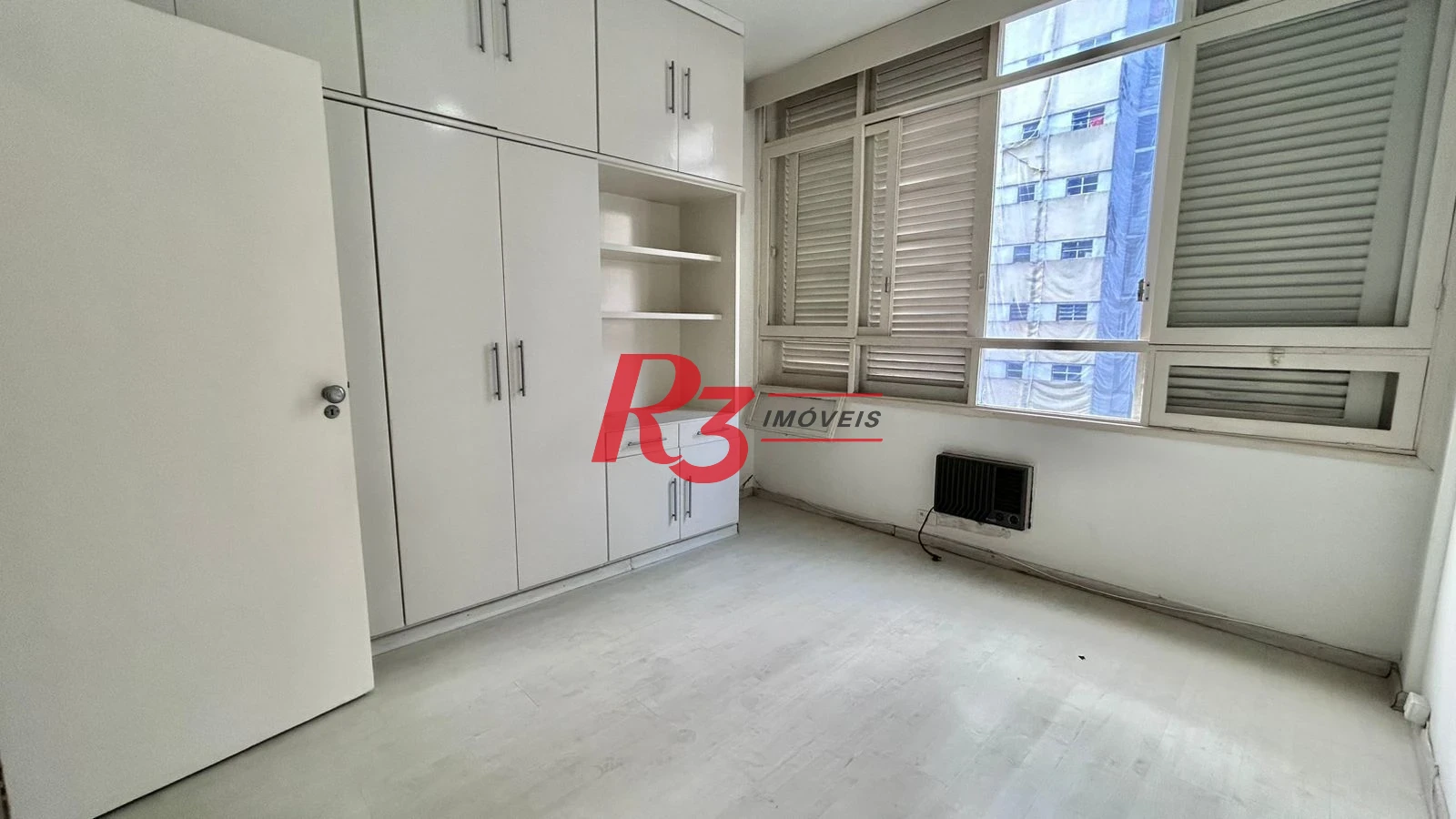 Apartamento com 3 dormitórios à venda, 152 m² por R$ 710.000,00 - Itararé - São Vicente/SP