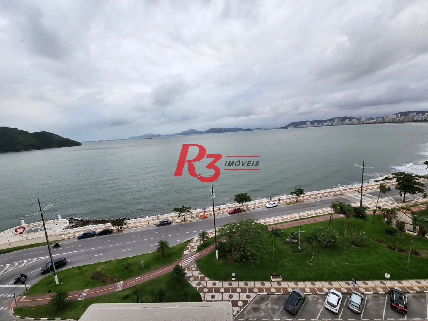 Apartamento com 3 dormitórios à venda, 180 m² por R$ 2.029.000,00 - Ponta da Praia - Santos/SP