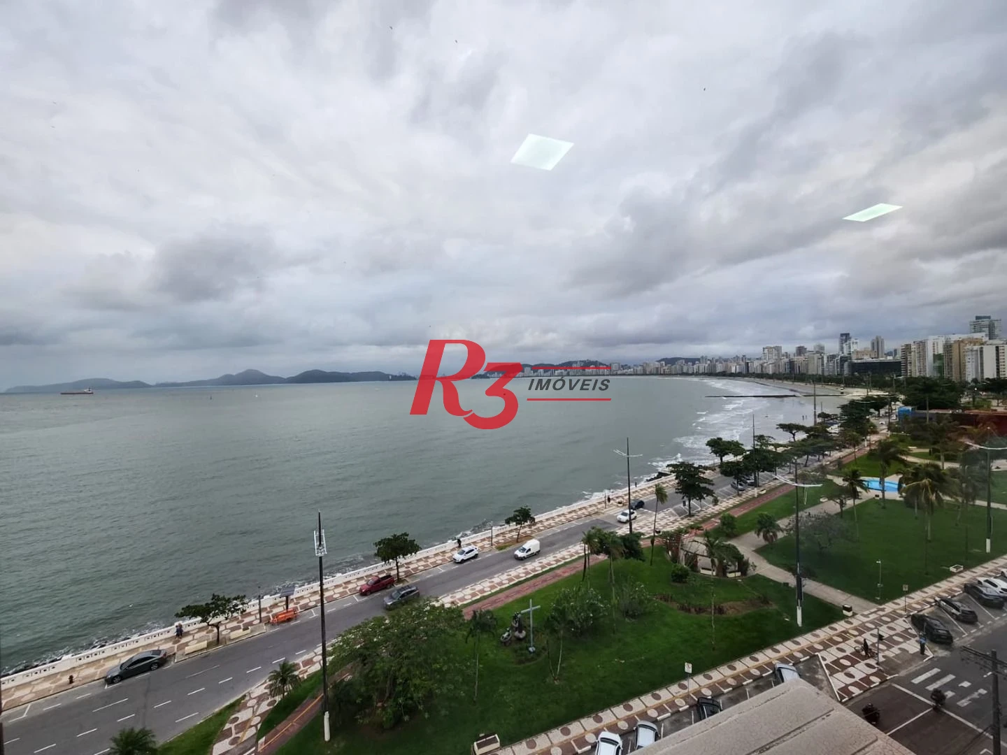 Apartamento com 3 dormitórios à venda, 180 m² por R$ 2.029.000,00 - Ponta da Praia - Santos/SP