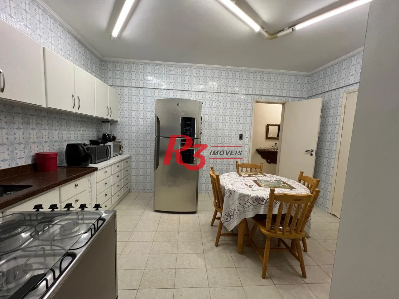 Apartamento com 3 dormitórios para alugar, 110 m² por R$ 6.000,00/mês - Pompéia - Santos/SP