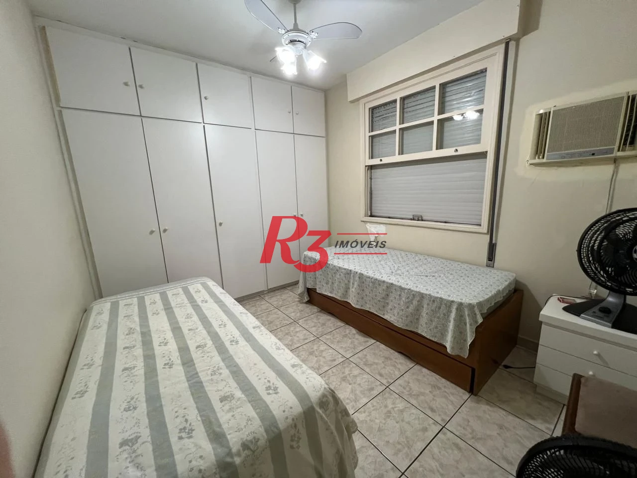Apartamento com 3 dormitórios para alugar, 110 m² por R$ 6.000,00/mês - Pompéia - Santos/SP