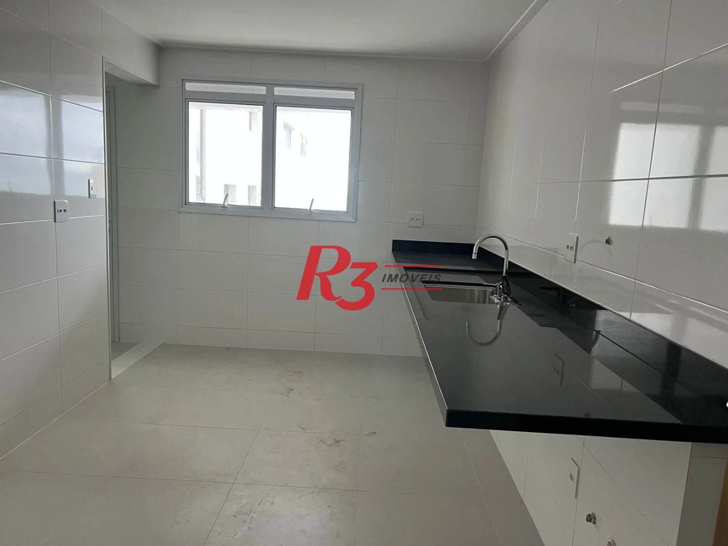 Apartamento com 3 dormitórios à venda, 170 m² por R$ 3.600.000,00 - Aparecida - Santos/SP