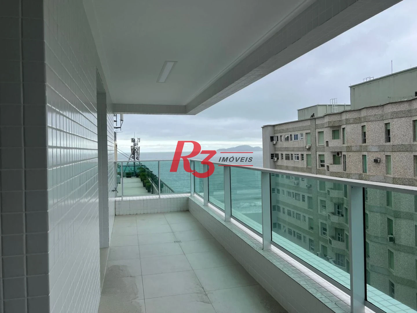 Apartamento com 3 dormitórios à venda, 170 m² por R$ 3.600.000,00 - Aparecida - Santos/SP