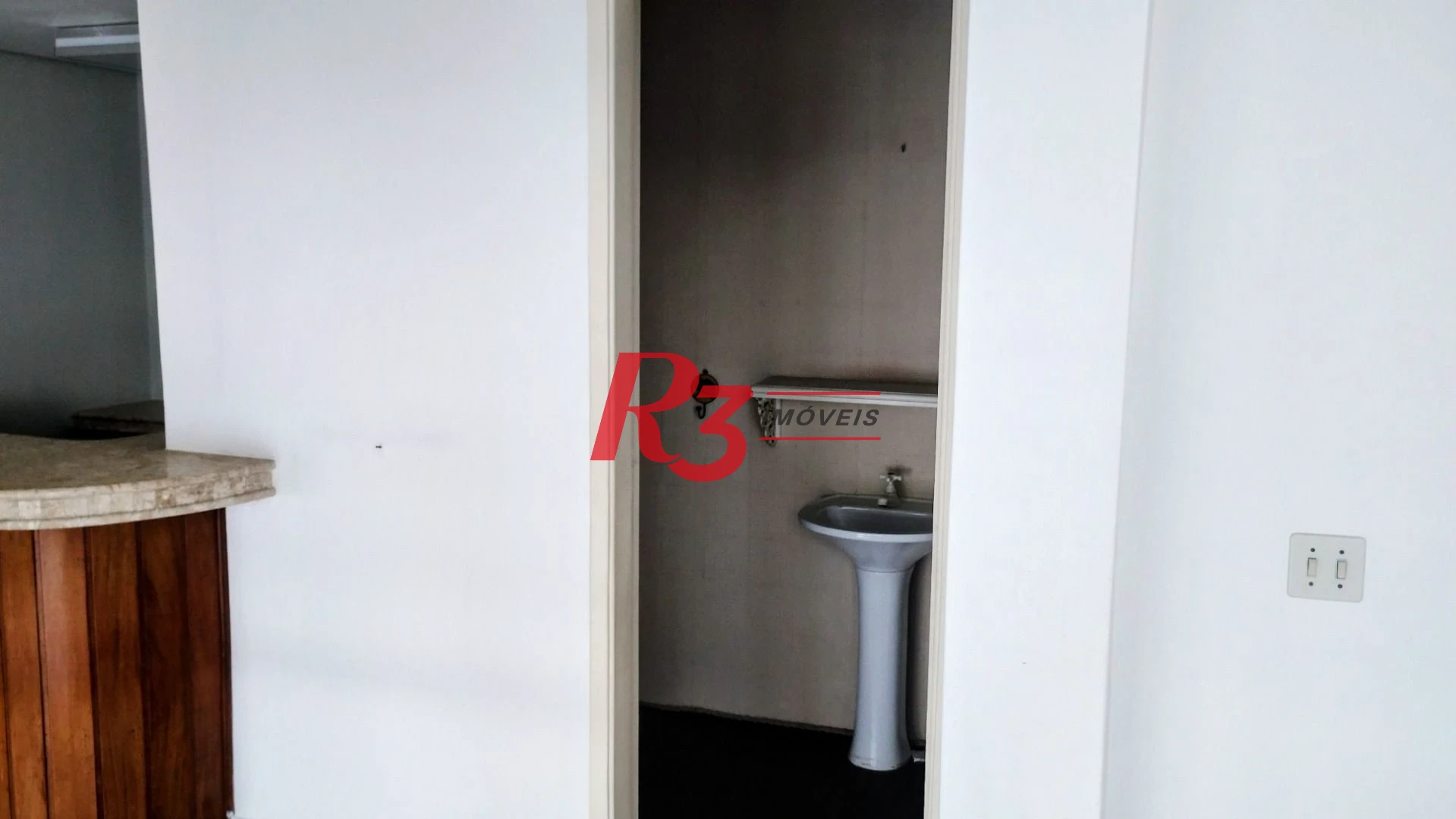 Apartamento com 3 dormitórios à venda, 235 m² por R$ 1.800.000,00 - Ilha Porchat - São Vicente/SP