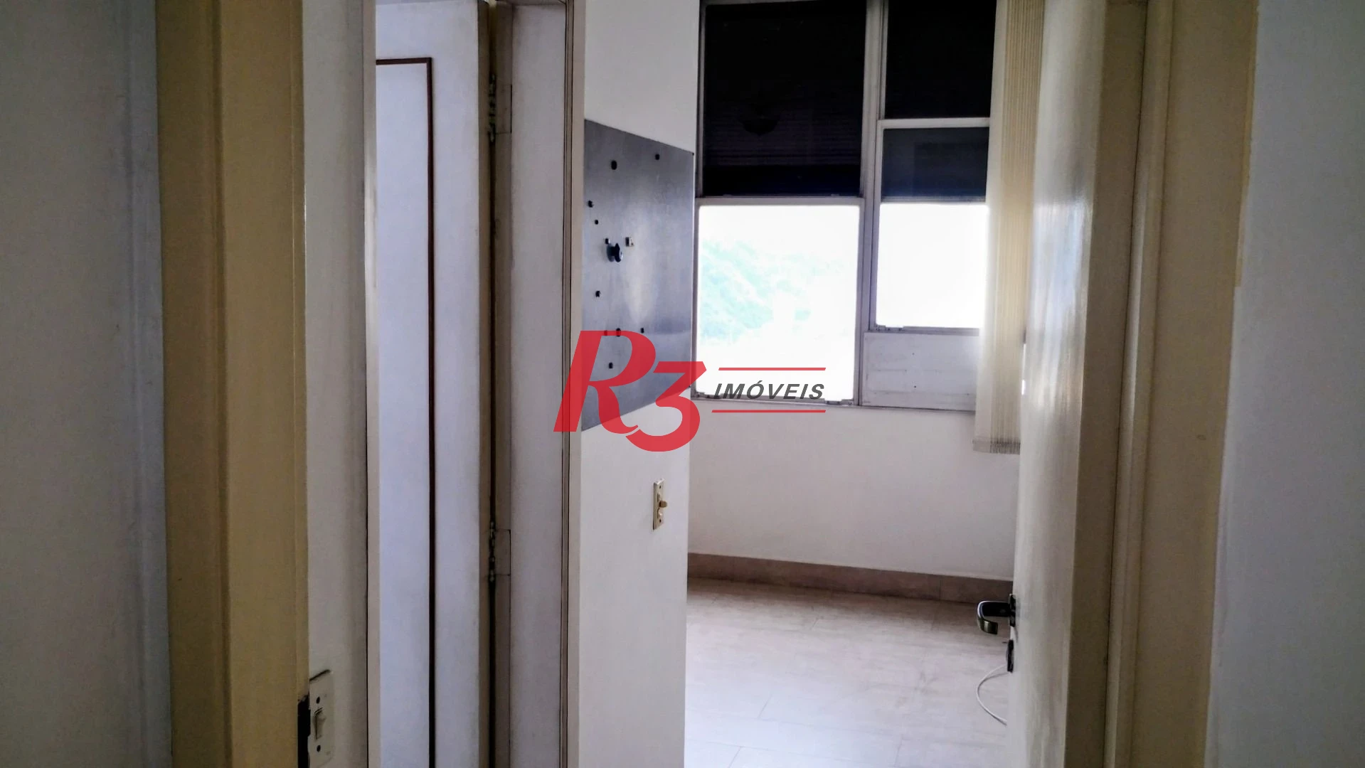 Apartamento com 3 dormitórios à venda, 235 m² por R$ 1.800.000,00 - Ilha Porchat - São Vicente/SP