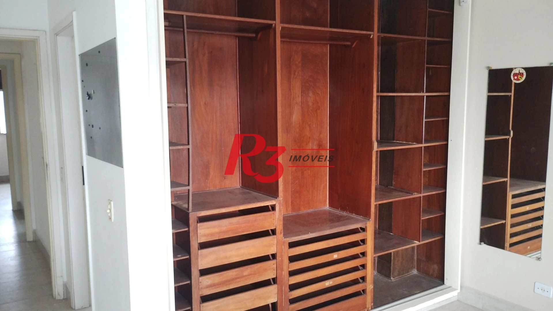 Apartamento com 3 dormitórios à venda, 235 m² por R$ 1.800.000,00 - Ilha Porchat - São Vicente/SP