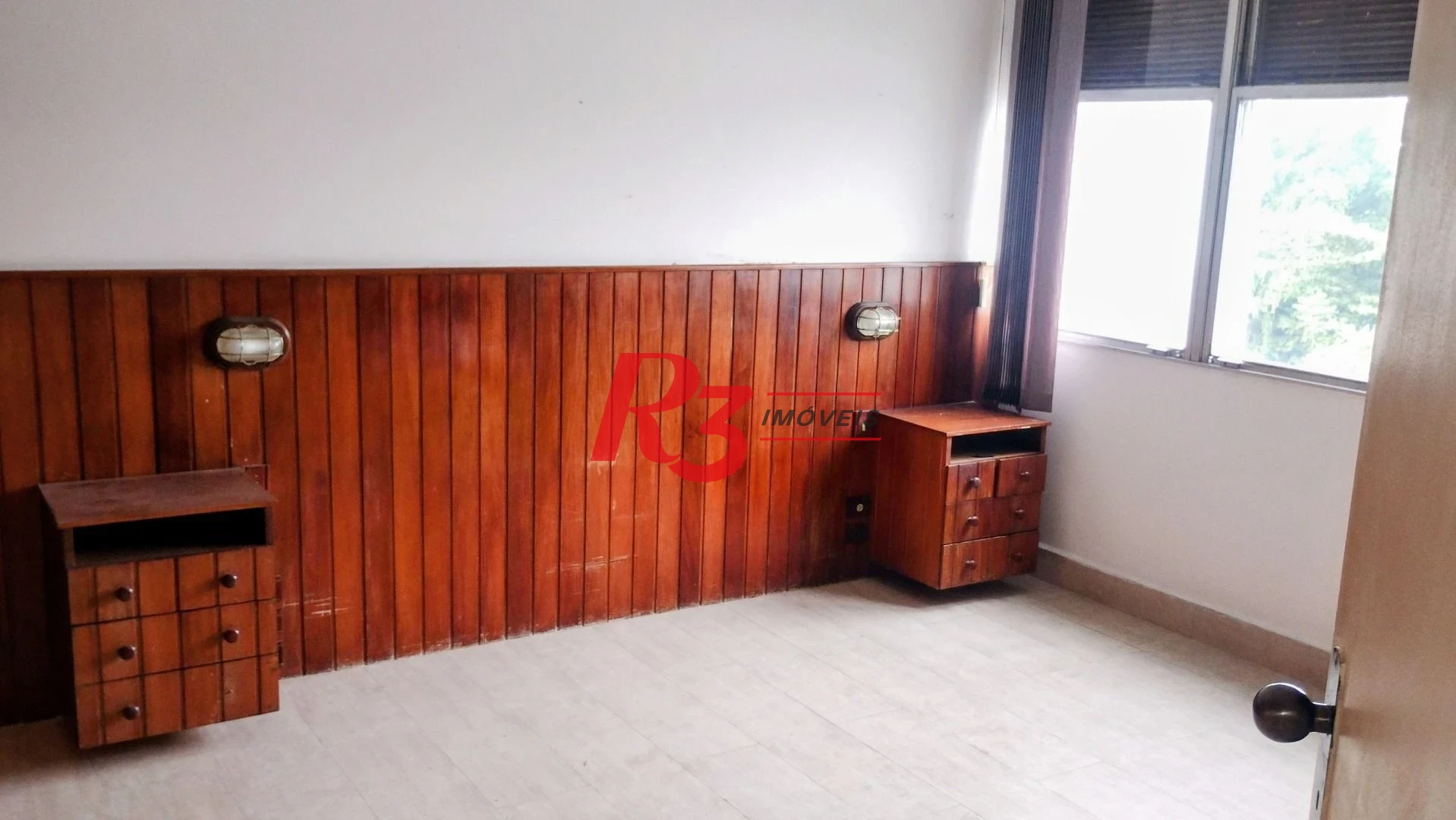 Apartamento com 3 dormitórios à venda, 235 m² por R$ 1.800.000,00 - Ilha Porchat - São Vicente/SP
