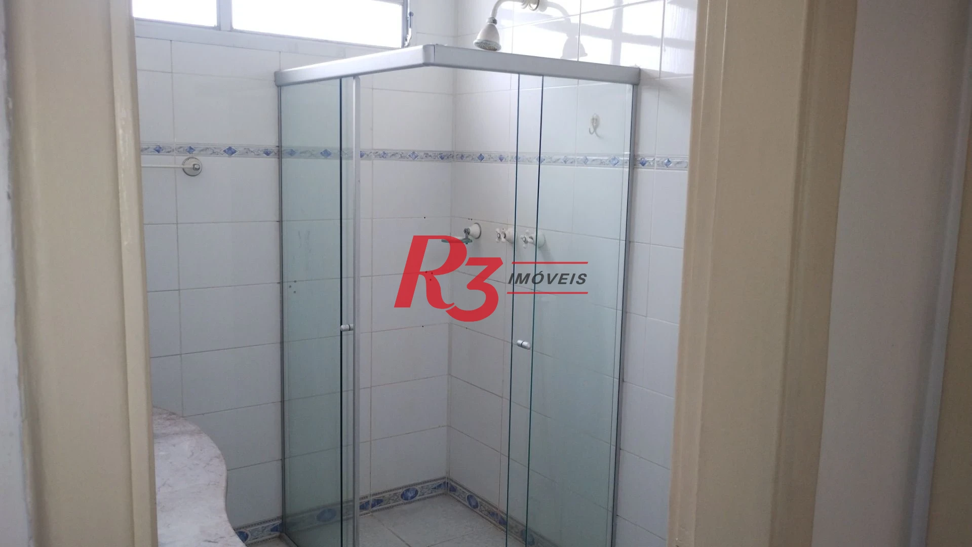 Apartamento com 3 dormitórios à venda, 235 m² por R$ 1.800.000,00 - Ilha Porchat - São Vicente/SP