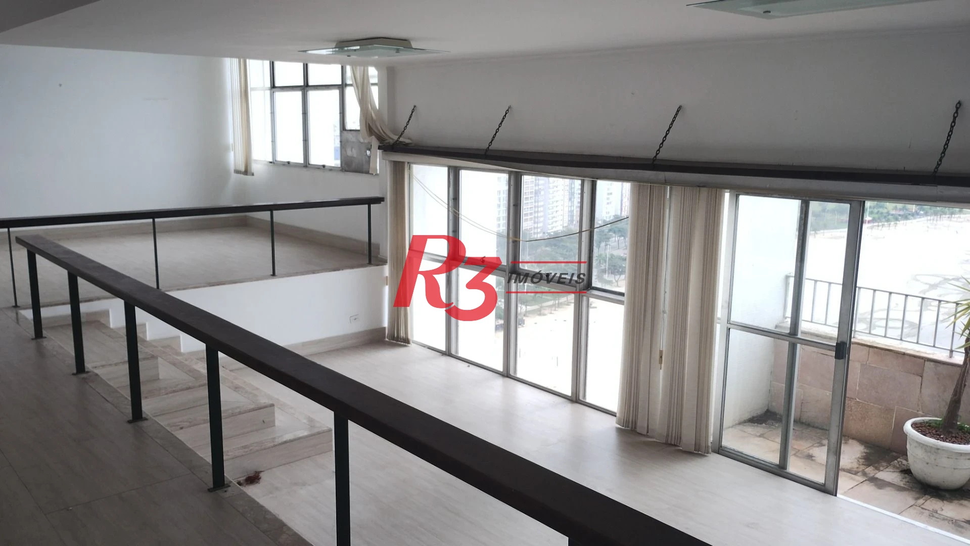 Apartamento com 3 dormitórios à venda, 235 m² por R$ 1.800.000,00 - Ilha Porchat - São Vicente/SP