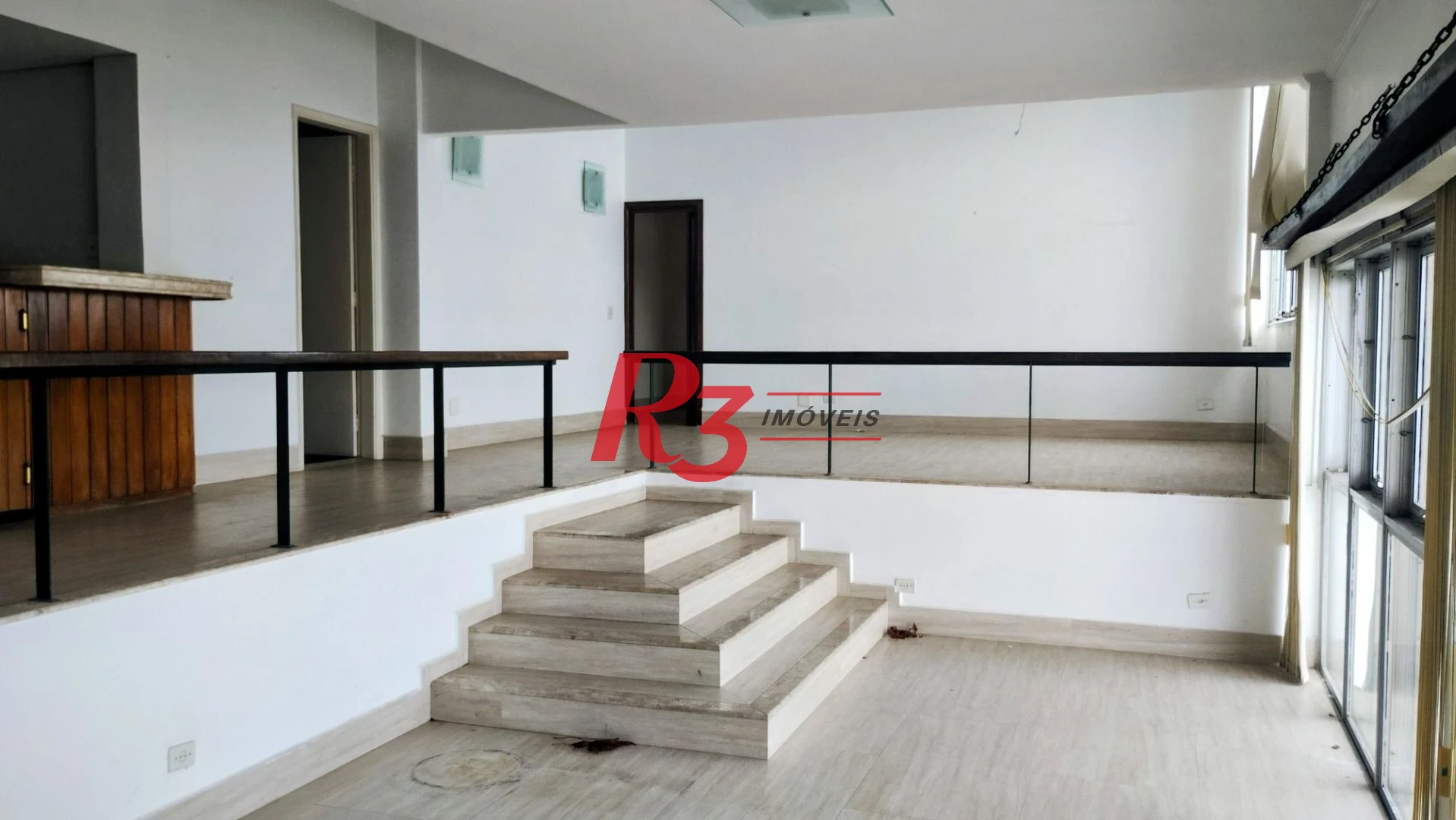 Apartamento com 3 dormitórios à venda, 235 m² por R$ 1.800.000,00 - Ilha Porchat - São Vicente/SP