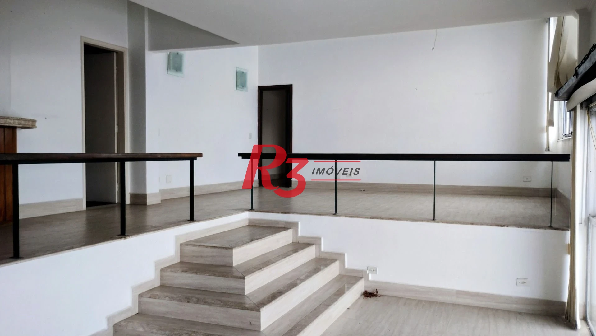 Apartamento com 3 dormitórios à venda, 235 m² por R$ 1.800.000,00 - Ilha Porchat - São Vicente/SP