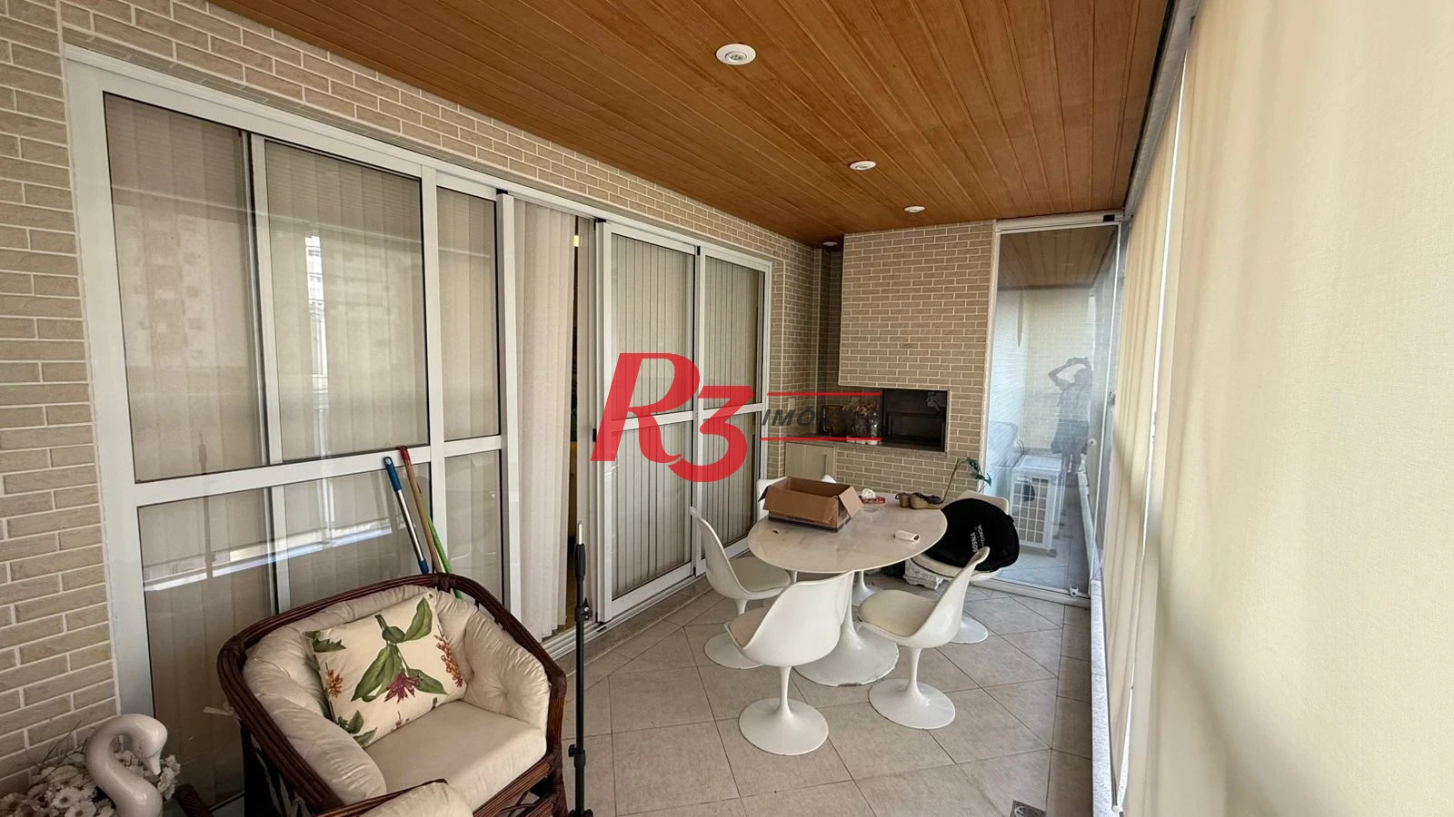 Apartamento com 4 dormitórios à venda, 243 m² por R$ 2.700.000,00 - Gonzaga - Santos/SP
