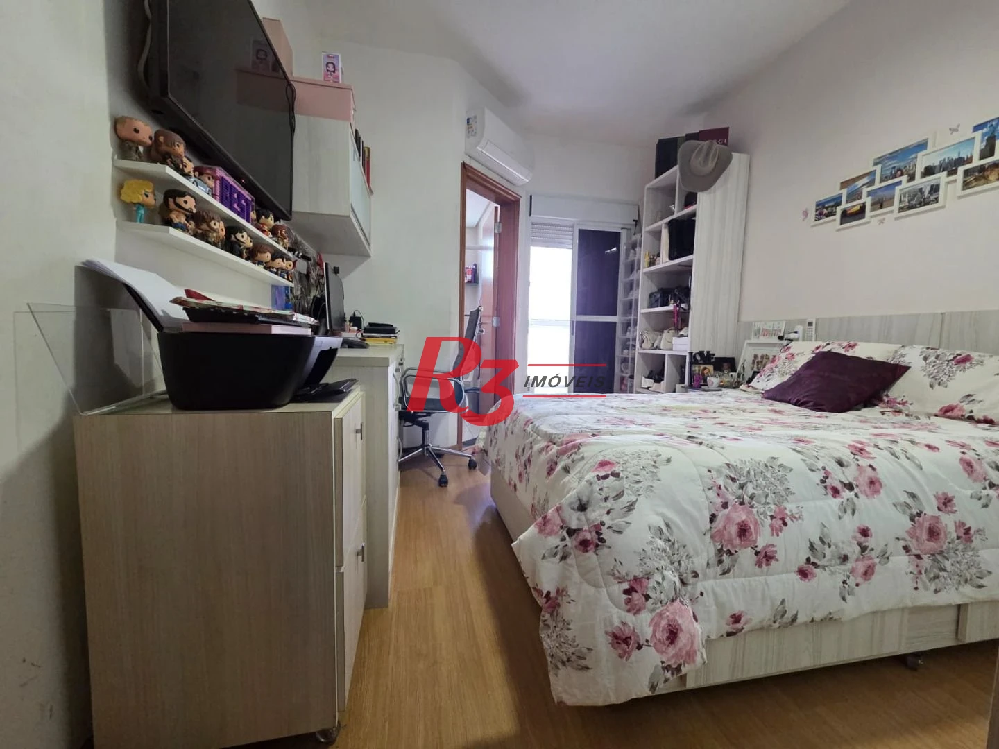 Apartamento com 4 dormitórios à venda, 243 m² por R$ 2.700.000,00 - Gonzaga - Santos/SP