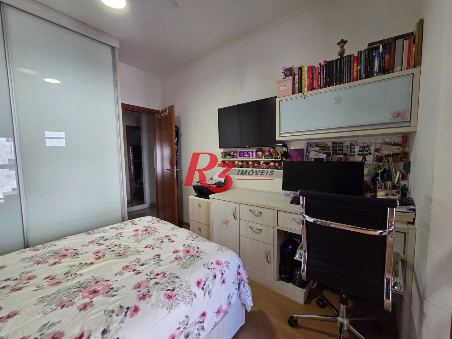 Apartamento com 4 dormitórios à venda, 243 m² por R$ 2.700.000,00 - Gonzaga - Santos/SP