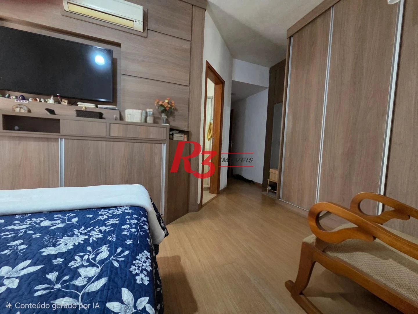 Apartamento com 4 dormitórios à venda, 243 m² por R$ 2.700.000,00 - Gonzaga - Santos/SP