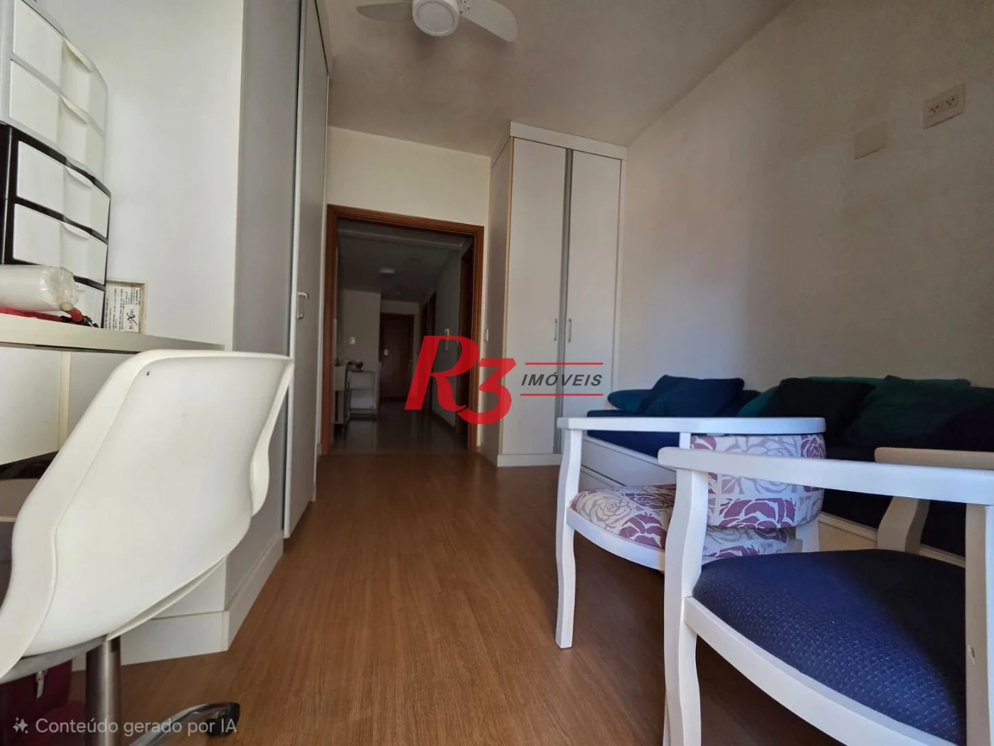 Apartamento com 4 dormitórios à venda, 243 m² por R$ 2.700.000,00 - Gonzaga - Santos/SP