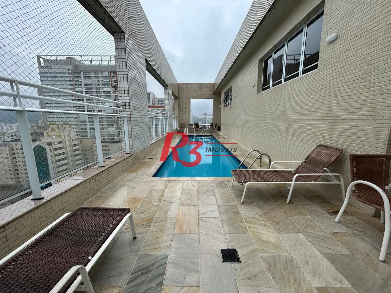 Apartamento com 4 dormitórios à venda, 243 m² por R$ 2.700.000,00 - Gonzaga - Santos/SP